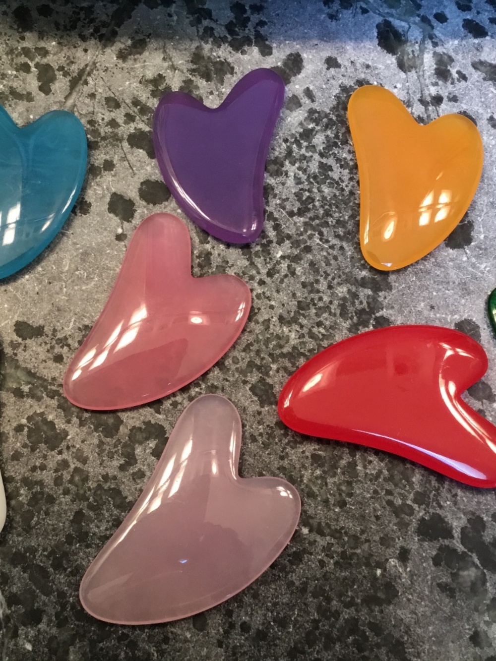 Gua Sha tools, 30 pieces varying in color